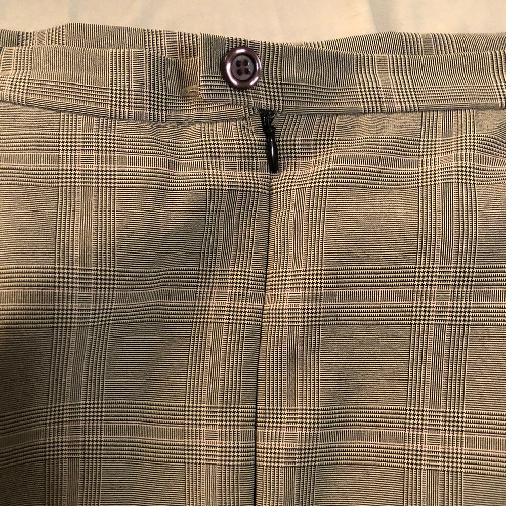Grey and purple plaid fully lined skirt - Picture 4 of 6